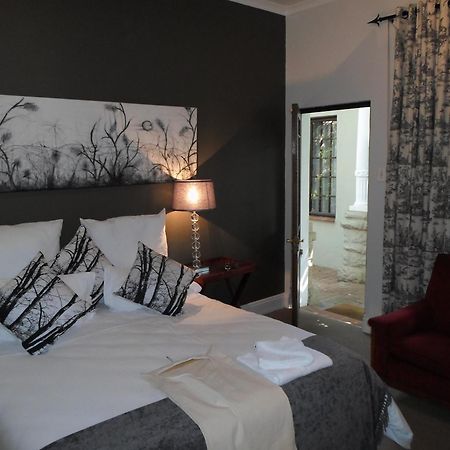 יוהנסבורג Melville Turret Guesthouse מראה חיצוני תמונה