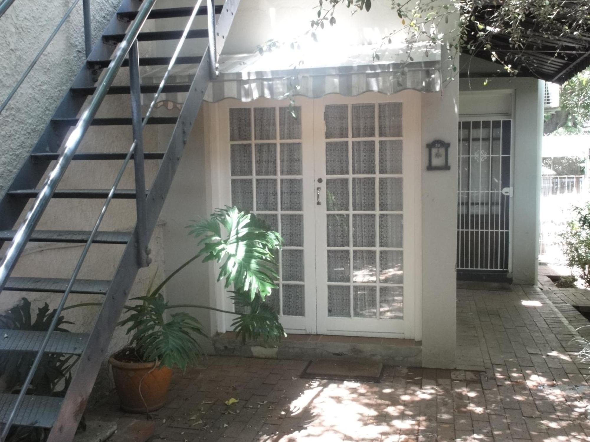 יוהנסבורג Melville Turret Guesthouse מראה חיצוני תמונה